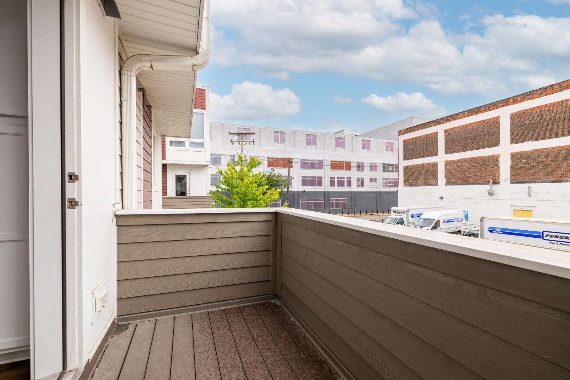 Luxury Downtown Townhome Unit 5 Cleveland Extérieur photo